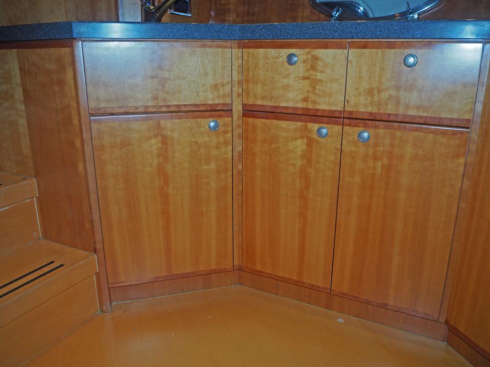 Cabin en avant, H&eacute;bergements